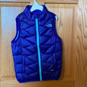 North face girls reversible vest